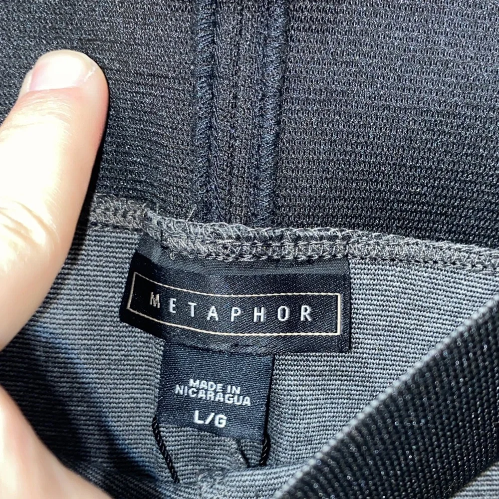117 Metaphor Graphite Gray Ponte Leggings - Picture 2 of 5